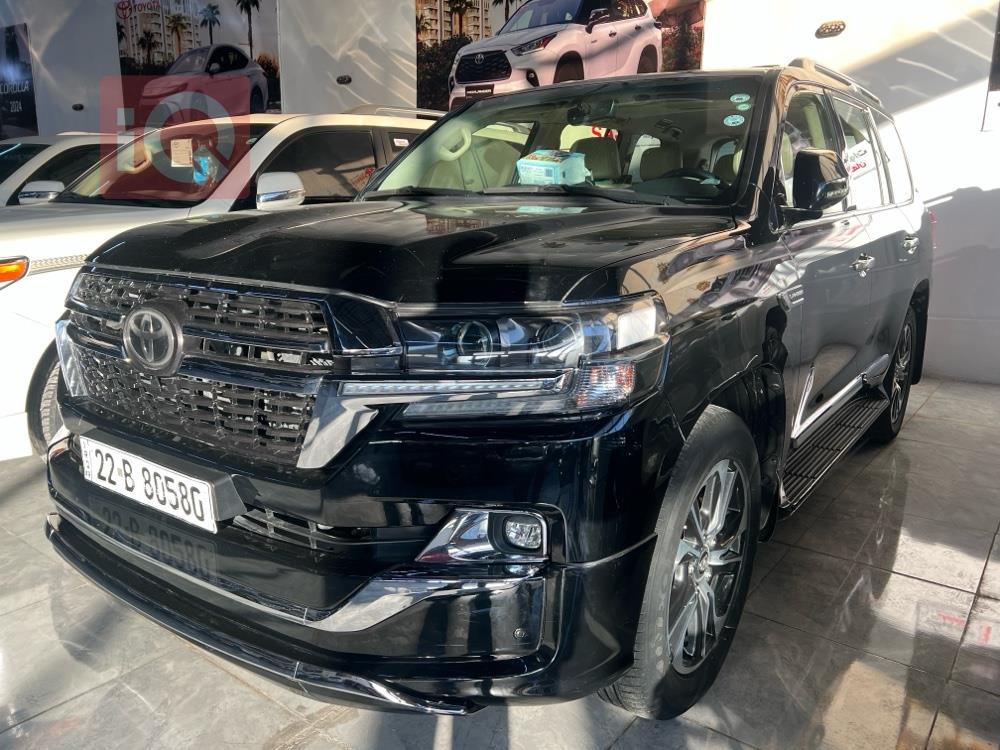 تويوتا لاندكروزر